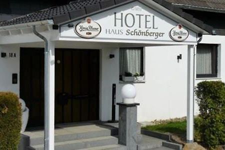 Hotel Garni Haus Schoenberger 하일리겐하우스 외부 사진