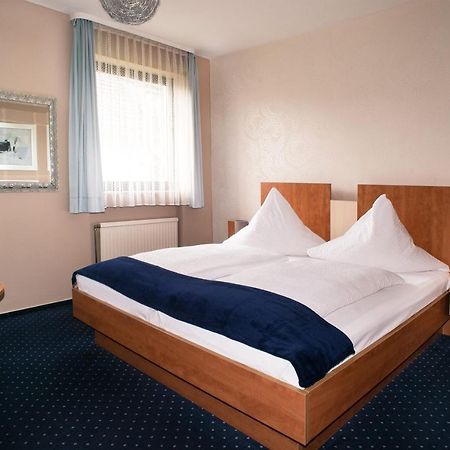 Hotel Garni Haus Schoenberger 하일리겐하우스 외부 사진