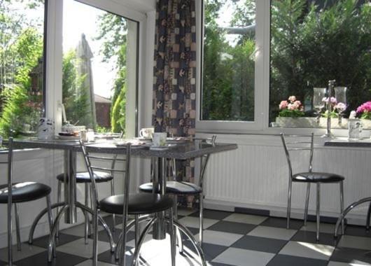 Hotel Garni Haus Schoenberger 하일리겐하우스 외부 사진